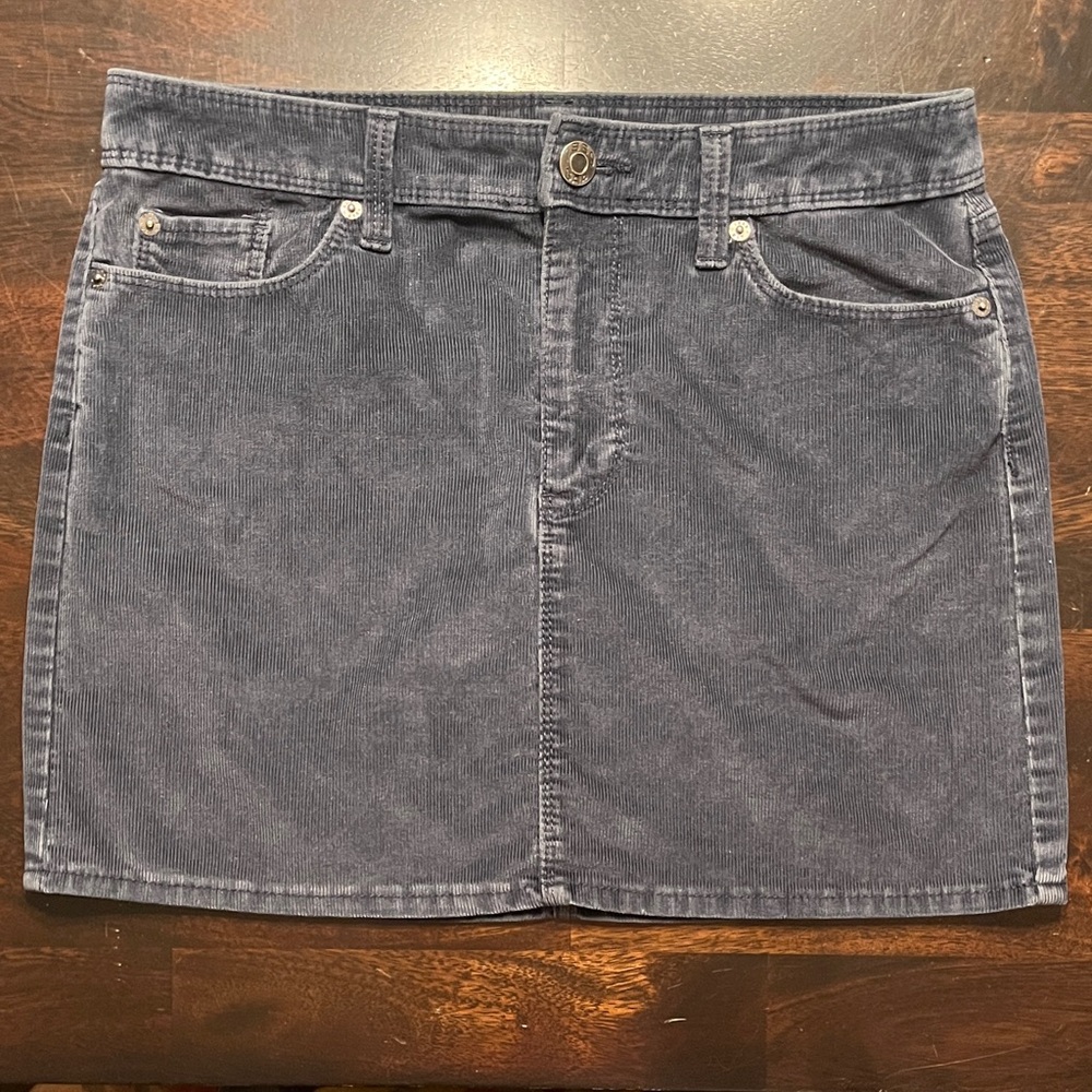 GAP Stretch Corduroy Mini Skirt in Washed Blue, Sz 4/27